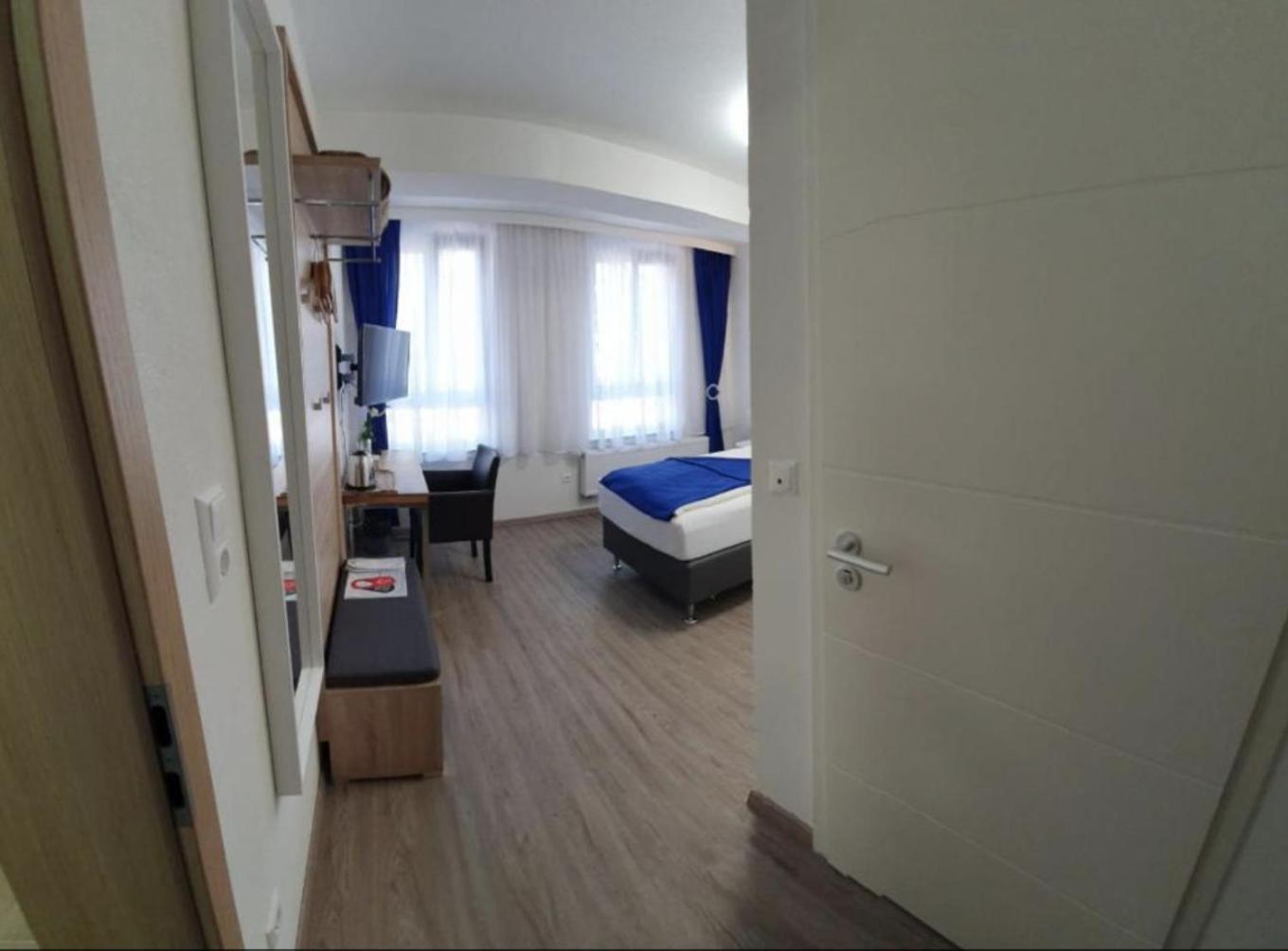 Stadthotel Am Adenauerplatz Marktheidenfeld Extérieur photo
