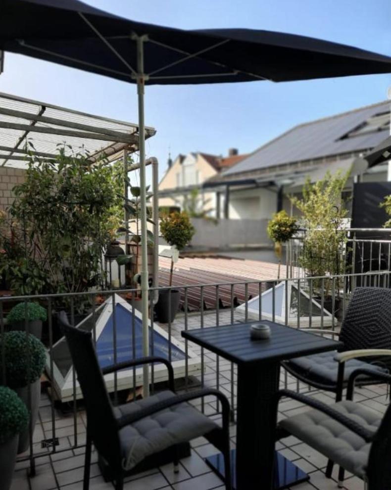 Stadthotel Am Adenauerplatz Marktheidenfeld Extérieur photo
