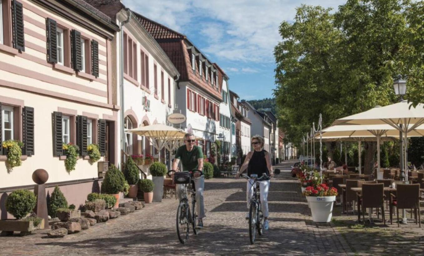 Stadthotel Am Adenauerplatz Marktheidenfeld Extérieur photo